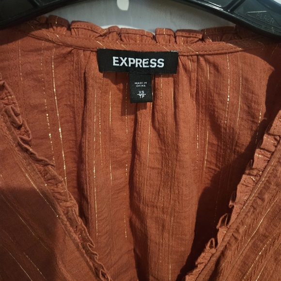 Express Rust Orange W/Gold Smocked Crop Blouse 3/4 Length Puff Sleeves Women XS - Picture 2 of 5